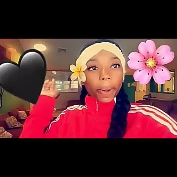 Meet your Posher, Lisa - Picture 1 of 1